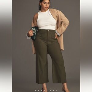 The Anthropologie Colette Cropped Wide-Led Pants -EUC